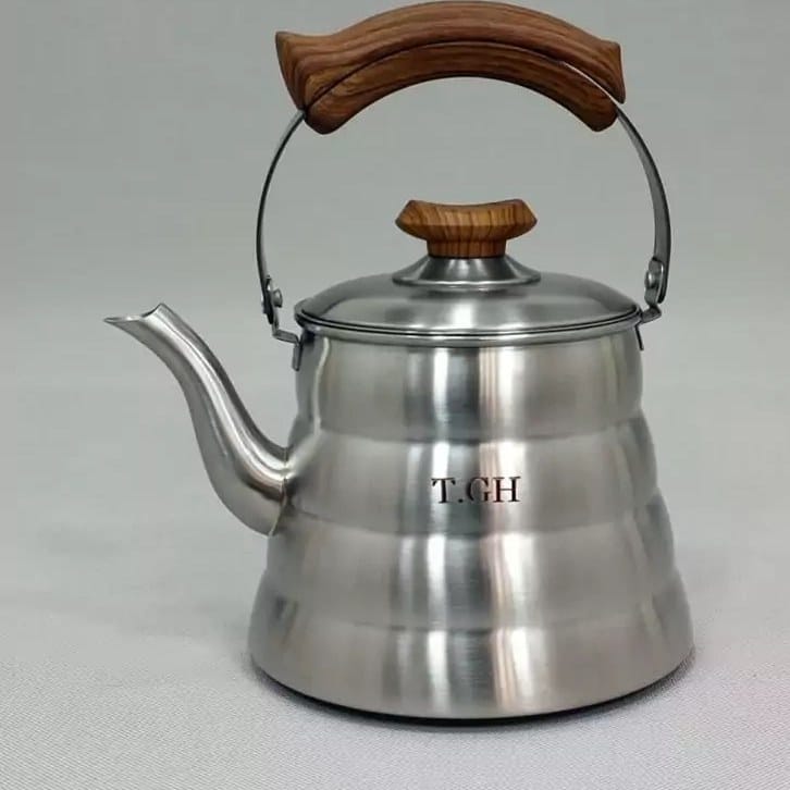 کتری قیطاسی مدل آریا ظرفیت ۲.۵ لیتر کد ۳۰۶۰۷